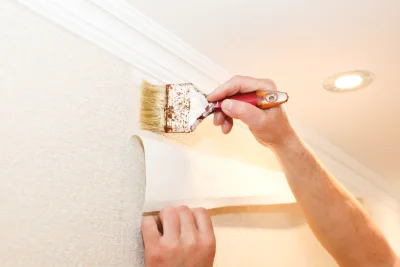 Pose de papier peint à Tricot — revêtements muraux et toiles de verre